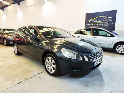 Brugt Volvo V60 Momentum 136 HK (100 kW) 2013 Sort Stationcar