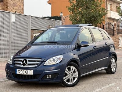 Mercedes B180
