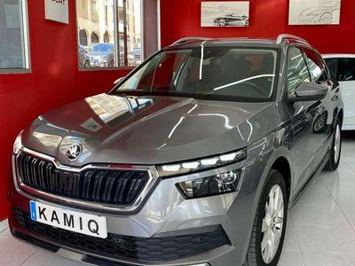Usado Skoda Kamiq Style 150 HP (110 kW) 2023 Cinzento SUV
