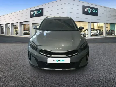 Usado Kia XCeed 100 CV (73 kW) 2025 Gris SUV