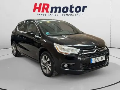 Usado DS Automobiles DS4 Style 120 CV (88 kW) 2015 Negro Utilitario