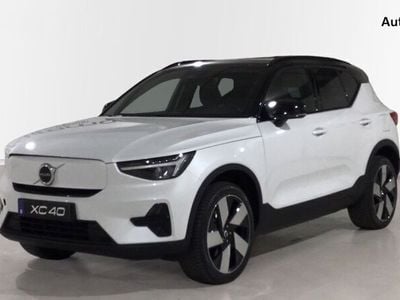 Usado Volvo XC40 Plus 175 kW (238 CV) 2023 Blanco SUV