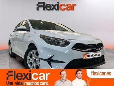 Blanco Usado 2022 Kia Ceed Utilitario | 14.490 € (Buen precio)