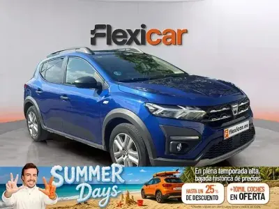 Usado Dacia Sandero Comfort 101 CV (74 kW) 2021 Azul