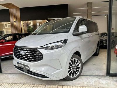 Gris Usado 2025 Ford Tourneo Custom Titanium X Van | 54.000 €