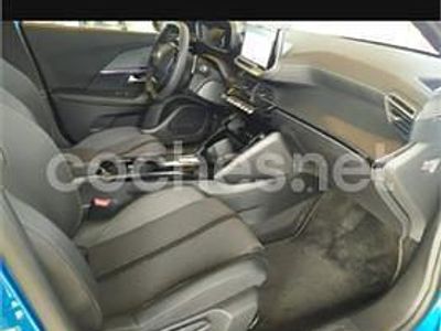 Käytetty Peugeot 2008 GT 130 HP (95 kW) 2022 Sininen Katumaasturi
