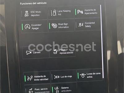 Usado Volvo XC60 Momentum 150 CV (110 kW) 2019 Verde SUV