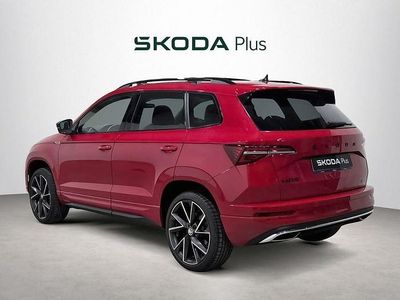 Usado Skoda Karoq SportLine 150 CV (110 kW) 2023 Rojo SUV