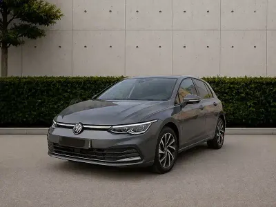 Usado VW Golf VIII 204 CV (150 kW) 2023 Gris / plata Berlina