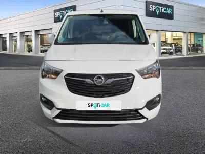 Usado Opel Combo Innovation 131 CV (96 kW) 2019 Blanco Monovolumen