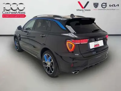 Usado Lynk & Co 01 261 CV (191 kW) 2024 Negro SUV