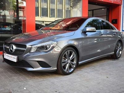 Gris Usado 2015 Mercedes 220 Urban Coupe | 23.990 € (Precio justo)