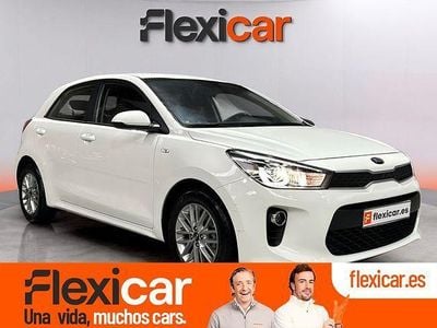 Usado Kia Rio 100 CV (73 kW) 2018 Blanco Berlina