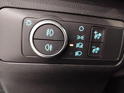 Usado Ford Kuga ST-Line 120 CV (88 kW) 2022 Azul SUV