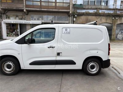 Usado Opel Combo 100 CV (73 kW) 2024 Blanco Monovolumen