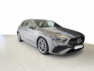 Nuevo Mercedes A200 150 CV (110 kW) 2025 Gris / plata Berlina