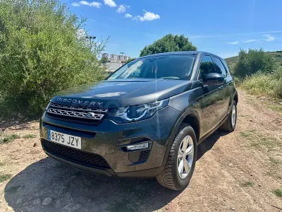 Usado Land Rover Discovery 5 S 180 CV (132 kW) 2017 Negro SUV