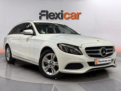 Usado Mercedes C220 AMG line 170 CV (125 kW) 2017 Blanco Familiar