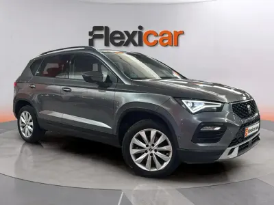 Usado Seat Ateca Style 150 CV (110 kW) 2023 Gris SUV