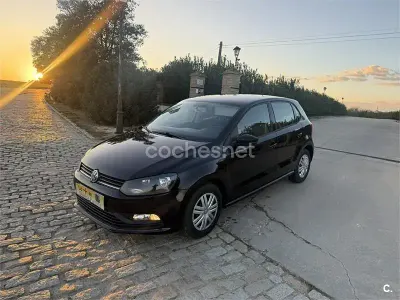 Käytetty VW Polo Edition 75 HP (55 kW) 2014 Musta Sedan
