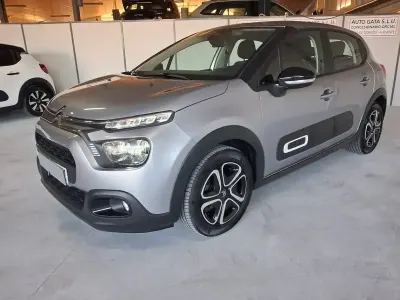 Käytetty Citroën C3 PureTech 83 HP (61 kW) 2023 Harmaa Sedan