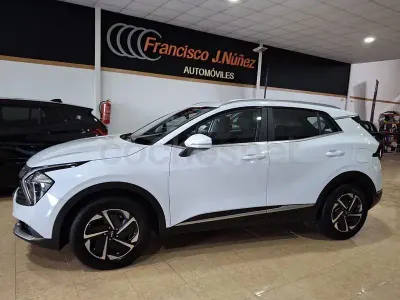 Usado Kia Sportage 230 CV (169 kW) 2022 Blanco SUV