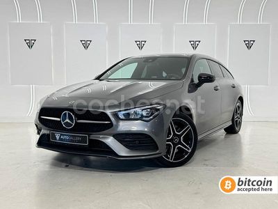 Gris / plata Usado 2021 Mercedes CLA250e Shooting Brake Familiar | 32.500 € (Precio justo)