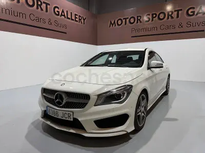 Usado Mercedes CLA200 136 CV (100 kW) 2015 Blanco Coupe