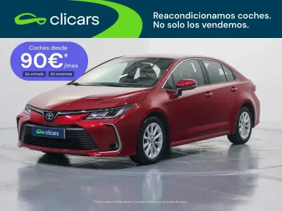 Usado Toyota Corolla Business Edition 122 CV (89 kW) 2022 Rojo Berlina