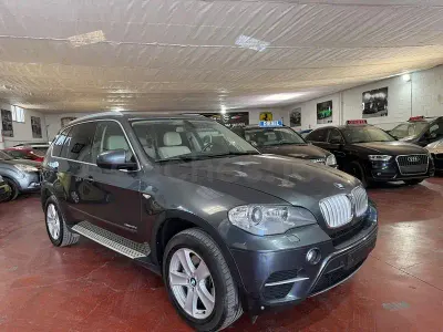 Usado BMW X5 Comfort Edition 306 CV (225 kW) 2013 Gris / plata SUV