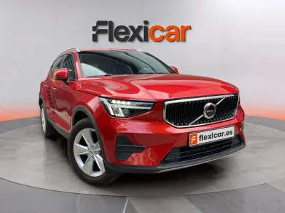 Usado Volvo XC40 129 CV (94 kW) 2023 Rojo SUV