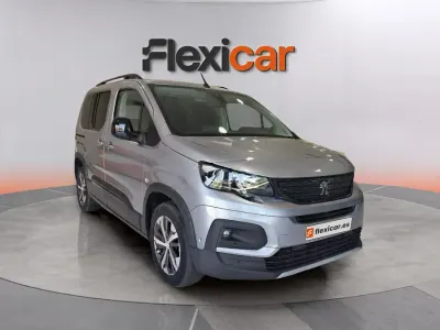 Usado Peugeot Rifter GT 101 CV (74 kW) 2023 Gris Monovolumen