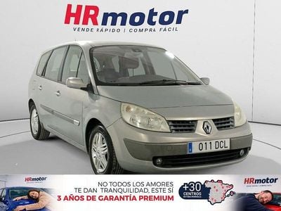 Usado Renault Grand Scénic II Privilege 121 CV (88 kW) 2004 Beige Monovolumen