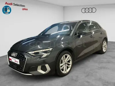 Usado Audi A3 Advanced Plus 204 CV (150 kW) 2021 Gris / plata Berlina