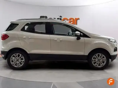 Usado Ford Ecosport Titanium 125 CV (91 kW) 2017 Blanco SUV