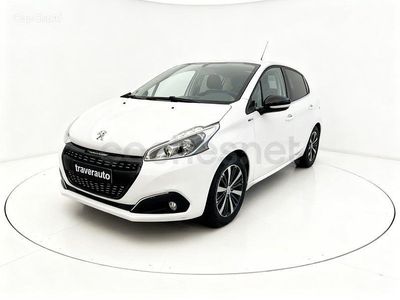 Usado Peugeot 208 Style 82 CV (60 kW) 2017 Blanco Utilitario