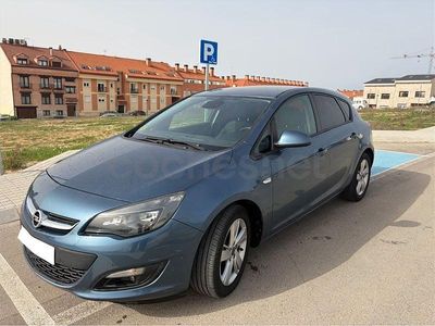 Usado Opel Astra Selective 165 CV (121 kW) 2015 Azul Berlina