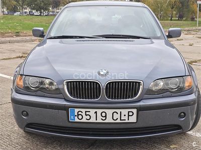 Azul Usado 2003 BMW 320 Berlina | 7500 € (Un poco caro)