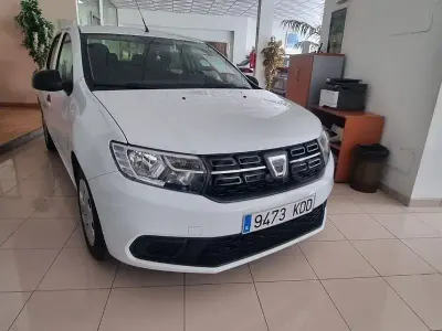Usado Dacia Logan Ambiance 90 CV (66 kW) 2017 Blanco Berlina