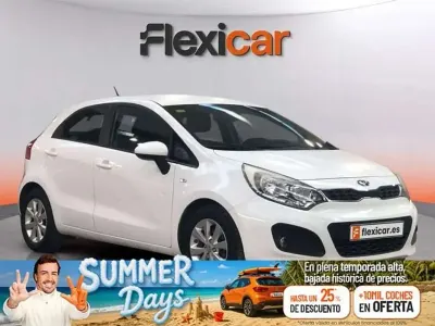 Usado Kia Rio 86 CV (63 kW) 2014 Blanco Utilitario