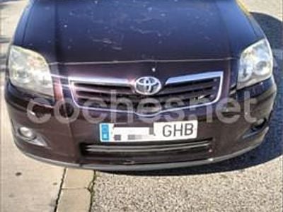 Granate Usado 2008 Toyota Avensis Sol Berlina | 3400 € (Super precio)