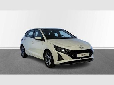 Usado Hyundai i20 101 CV (74 kW) 2024 Blanco Utilitario