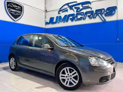 Usado VW Golf V Highline 105 HP (77 kW) 2008 Cinzento Citadino