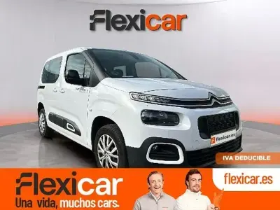 Usado Citroën Berlingo Feel 102 HP (75 kW) 2023 Branco Monovolume