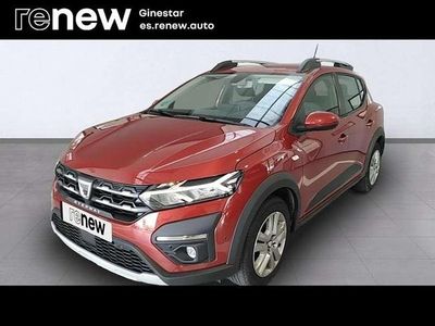 Usado Dacia Sandero Comfort 91 CV (66 kW) 2021 Rojo Berlina