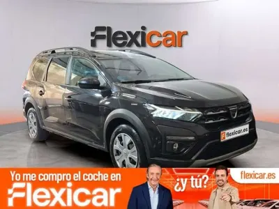 Usado Dacia Jogger Comfort 101 CV (74 kW) 2022 Negro Monovolumen