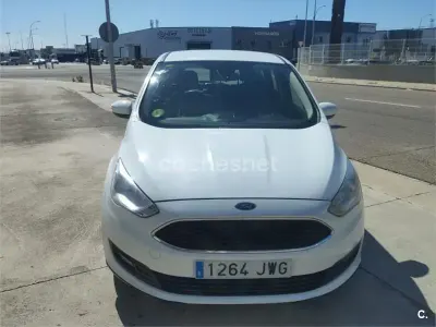 Usado Ford C-MAX Trend 100 CV (73 kW) 2017 Blanco Monovolumen