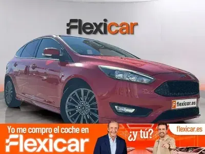 Usado Ford Focus ST-Line 125 CV (91 kW) 2018 Rojo
