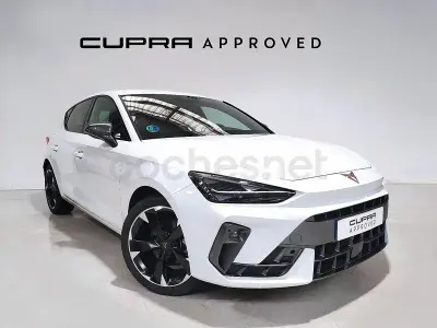 Usado Cupra Leon 150 CV (110 kW) 2025 Blanco Berlina