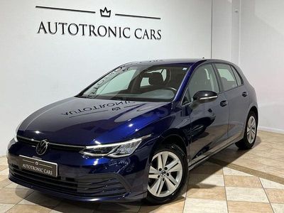 Usado VW Golf VIII Life 110 CV (80 kW) 2021 Azul Berlina